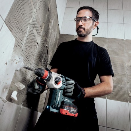 Аккумуляторный перфоратор Metabo KHA 18 LTX BL 24 QUICK 600211840