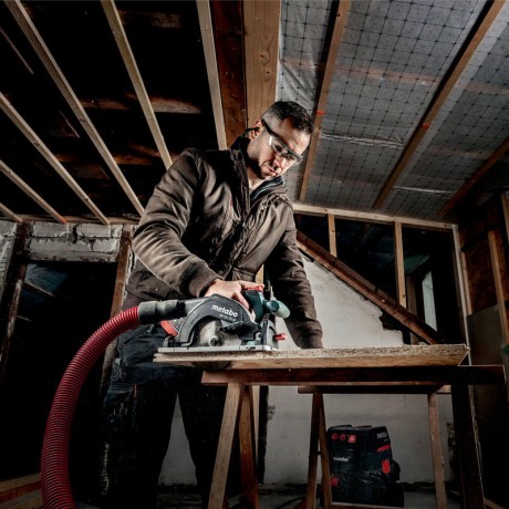 Аккумуляторная ручная дисковая пила Metabo KS 18 LTX 57 601857840