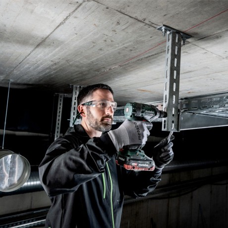 Аккумуляторный ударный гайковерт Metabo SSW 18 LTX 300 BL 602395800