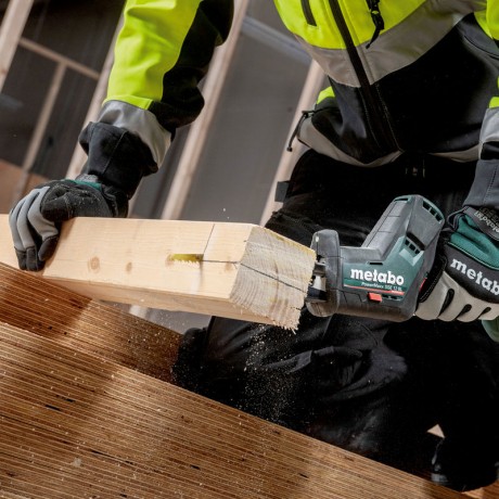 Аккумуляторная сабельная пила Metabo PowerMaxx SSE 12 BL 602322500