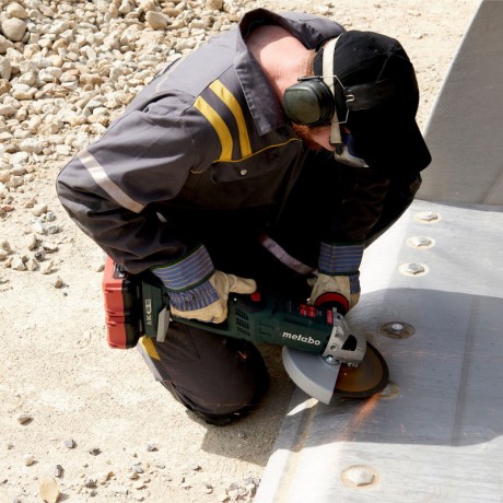 Аккумуляторная угловая шлифмашина Metabo WPB 36-18 LTX BL 230 613102840