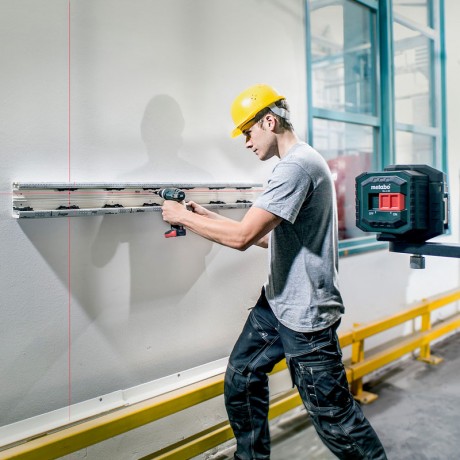 Линейный лазерный нивелир Metabo KLL 2-20 606166000