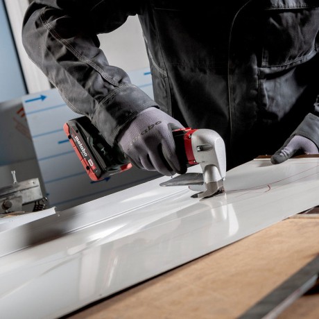 Аккумуляторные листовые ножницы по металлу Metabo SCV 18 LTX BL 601615850