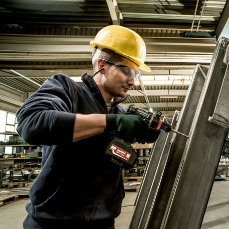 Аккумуляторная дрель-шуруповёрт Metabo BS 18 LTX BL Q I 602351890