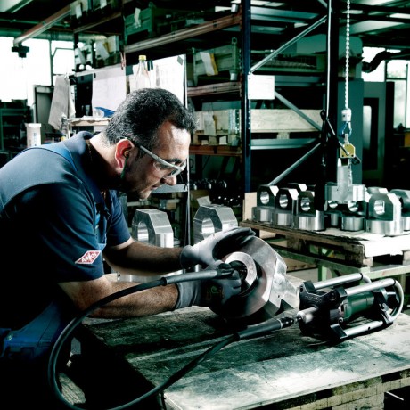 Прямая шлифмашина Metabo GE 710 PLUS 600616000