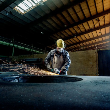 Угловая шлифмашина Metabo WE 24-180 MVT 606468000