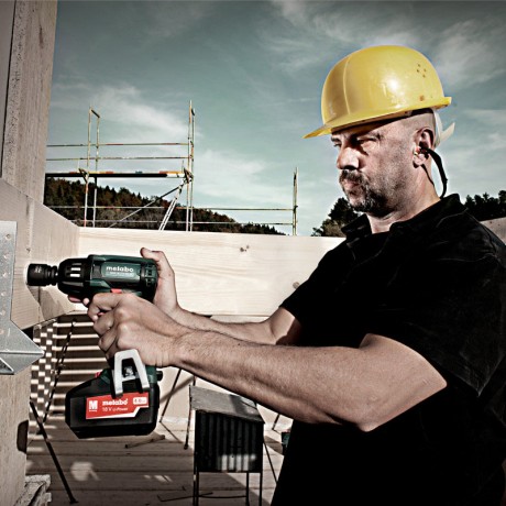 Аккумуляторный ударный гайковерт Metabo SSW 18 LTX 400 BL 602205890