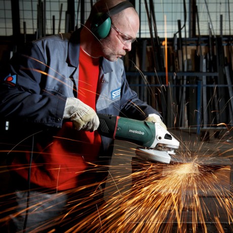 Угловая шлифмашина Metabo WEA 24-230 MVT QUICK 606472000