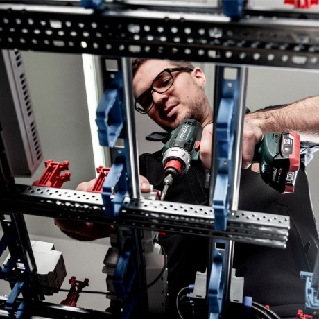 Аккумуляторная дрель-шуруповёрт Metabo PowerMaxx BS 12 Q 601037500