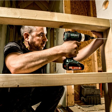 Аккумуляторная ударная дрель Metabo SB 18 LT BL 602316550