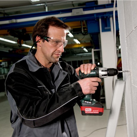 Аккумуляторная ударная дрель Metabo SB 18 LT 602103820